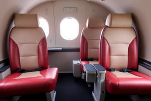 Seminole Aircraft Seating and Features