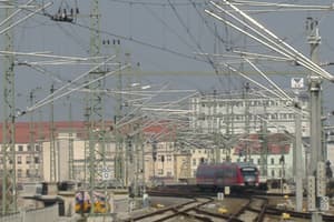 Elektrische Triebfahrzeuge und Infrastruktur